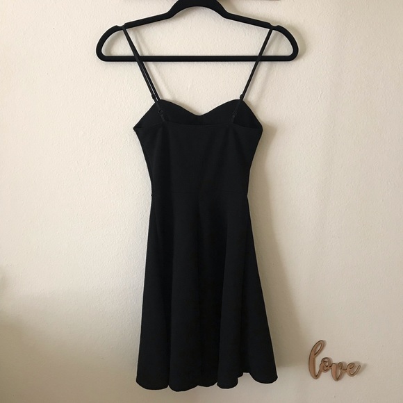 Noble U Black Mini Dress - Picture 5 of 8